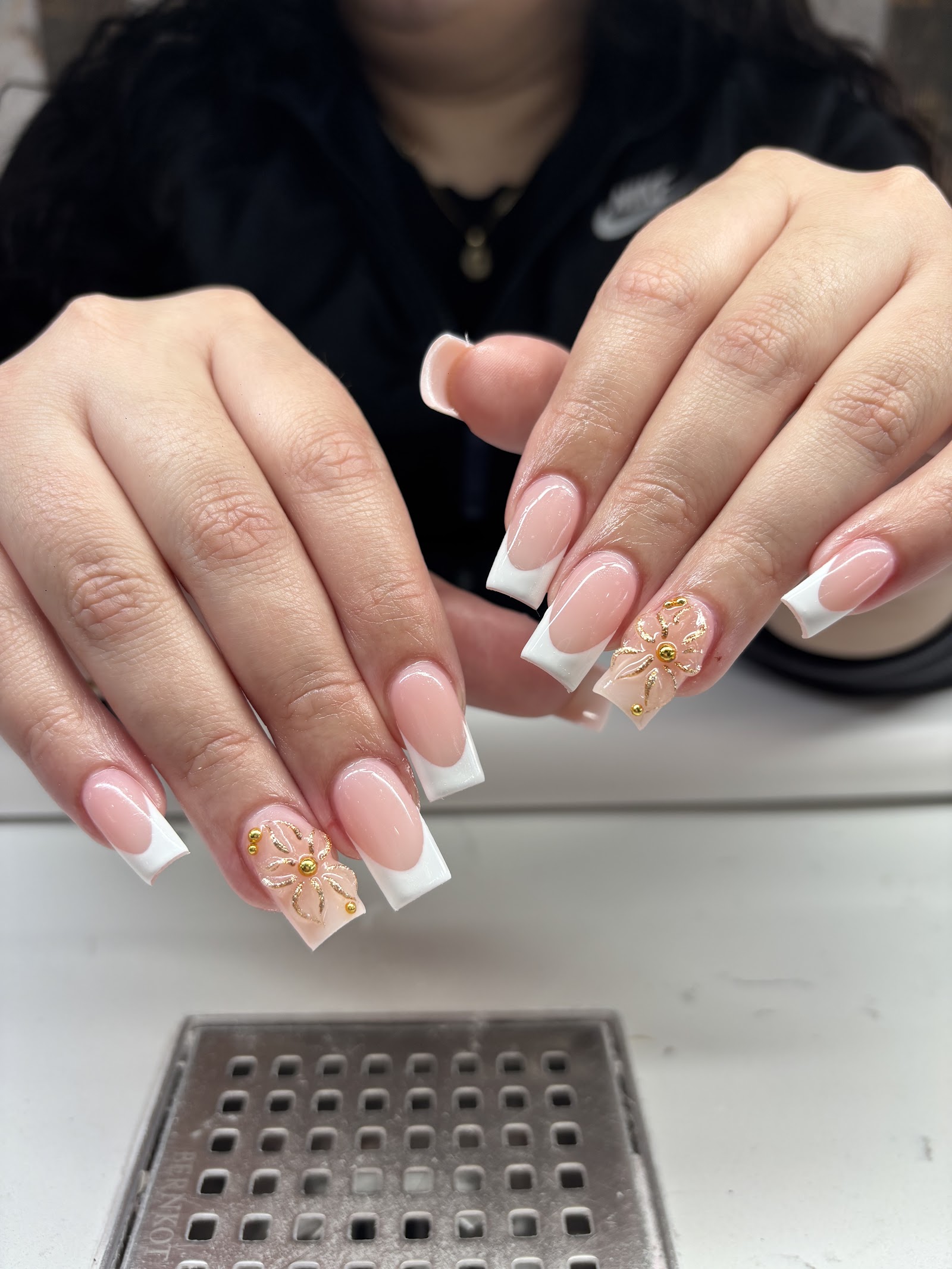 X Nails Bar & Lash nail photo 6